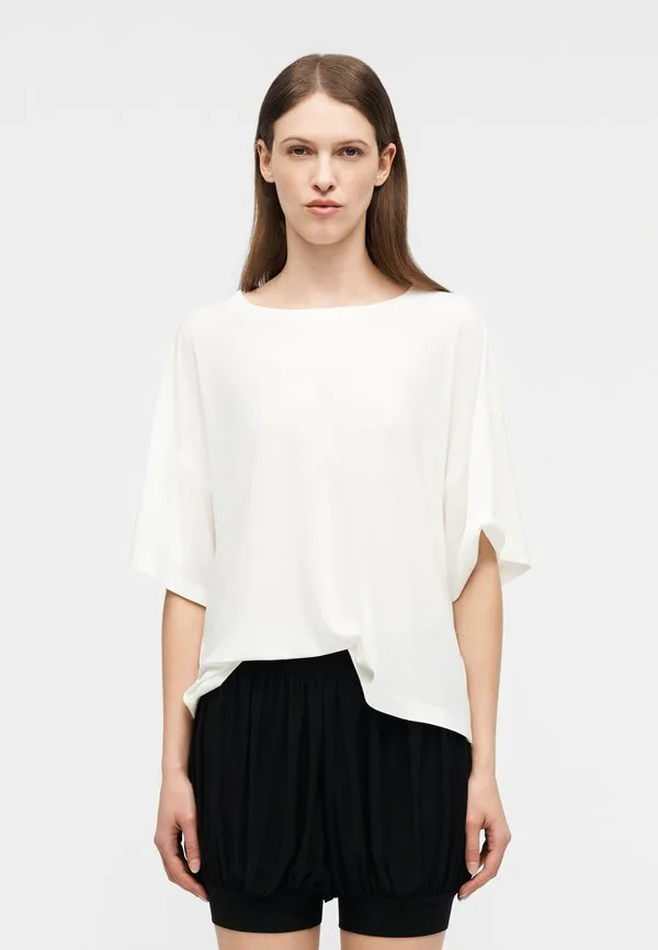 

Базовая футболка свободного кроя с коротким рукавом Norma Kamali, Snow White, Белый, Базовая футболка свободного кроя с коротким рукавом Norma Kamali, Snow White