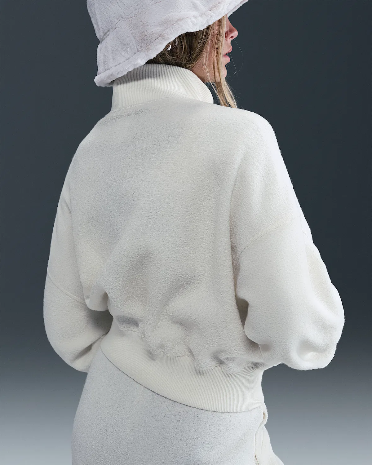 Детская (для девочек) флисовая кофта с длинным рукавом Nike Sportswear, Soft Pearl/White — фото 2