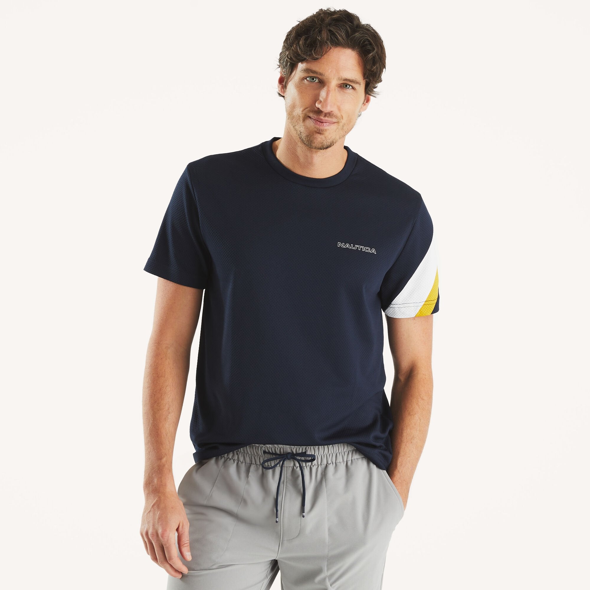 

Футболка Nautica Mens Navtech с круглым вырезом, темно-синий