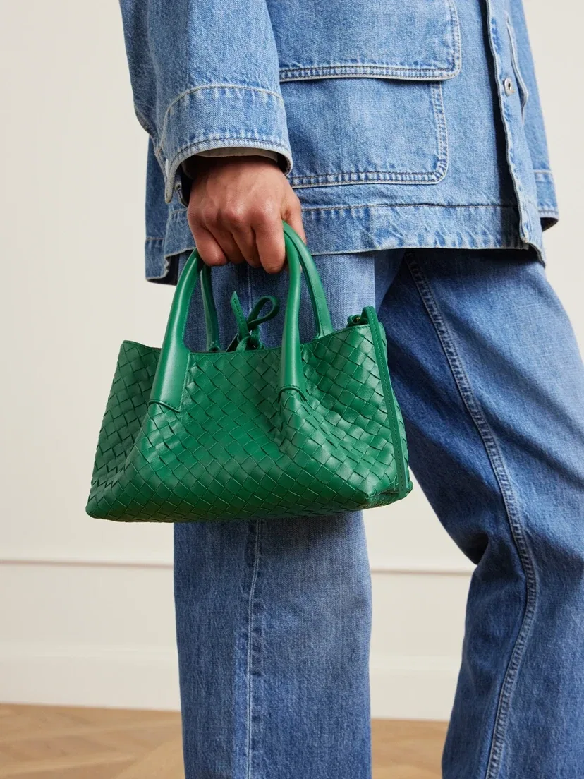 Сумка-тоут Pinacoteca small Intrecciato из кожи BOTTEGA VENETA, бирюзовый — фото 2