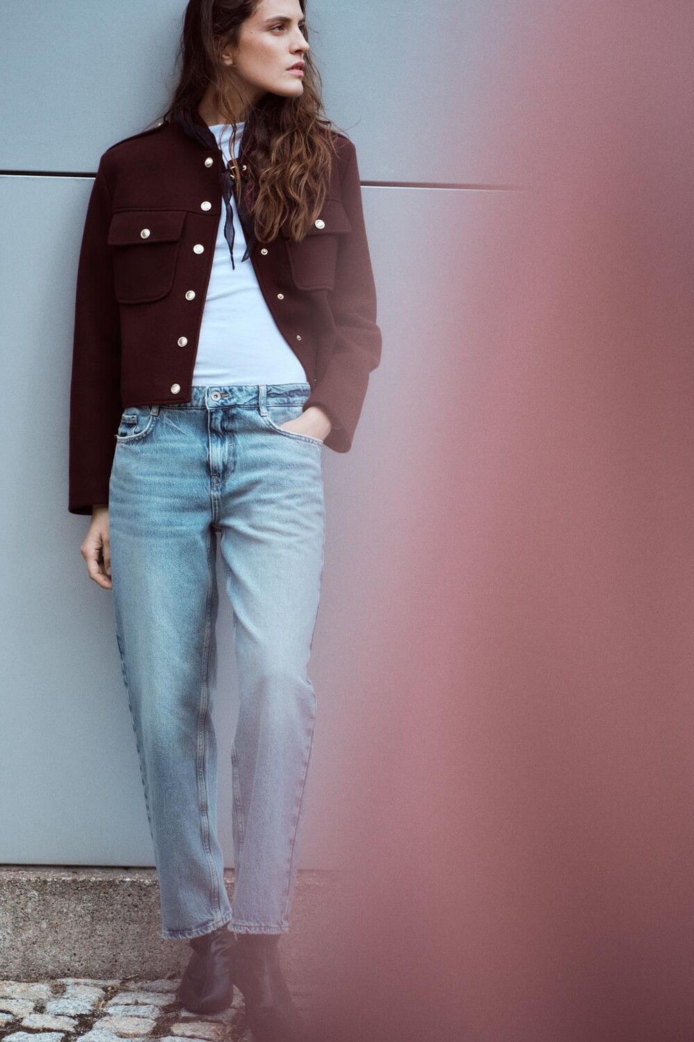 

Мягкая короткая куртка ZARA, бордовый