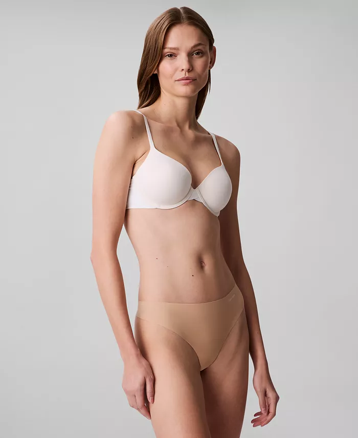 

Женские трусы-стринги Invisibles из микрофибры с эффектом стрейч D3428 Calvin Klein, слоновая кость/кремовый