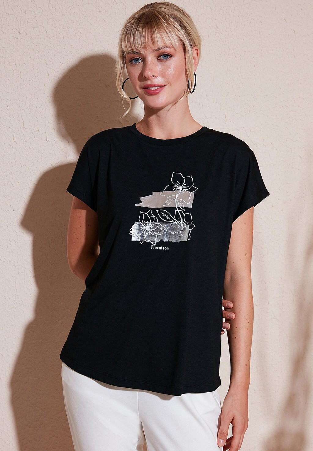 

Футболка с принтом REGULAR FIT LELA, черный