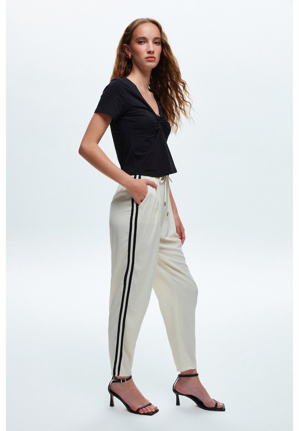 

Спортивные брюки ELASTIC WAIST adL, бежевый