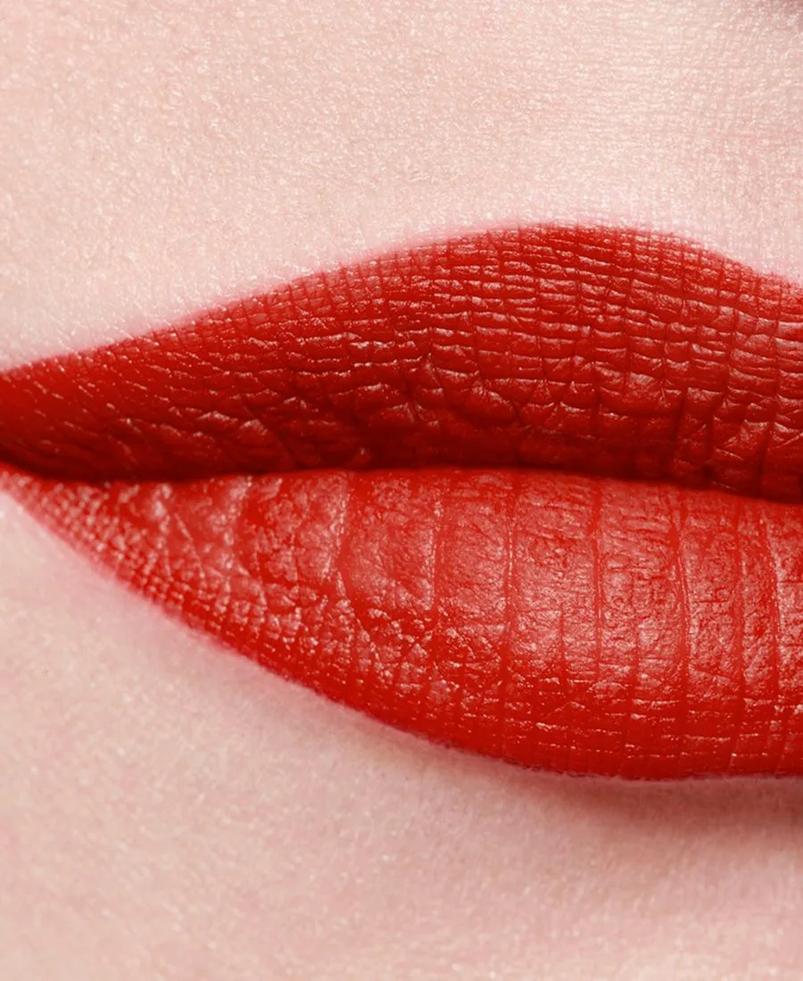 Матовая бархатная помада Rouge Allure Velvet Luminous Matte Lip Color, 0,12 унции CHANEL, 487 See You At 5 — фото 4