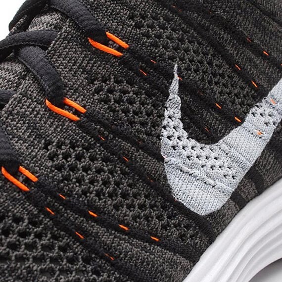 Кроссовки Nike Lunar Flyknit Chukka 'Midnight Fog', черный — фото 4
