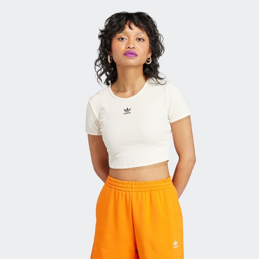 

Футболка Essentials в рубчик adidas Originals, цвет wonder white