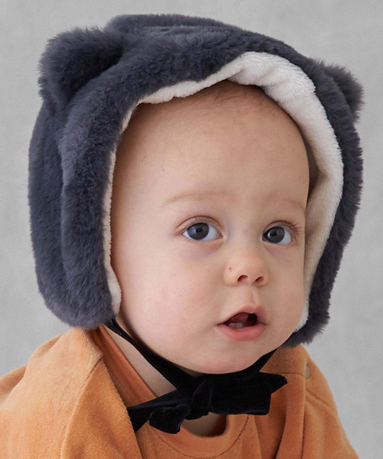 Топ Пушистая кошачья шапочка Petit Main, black
