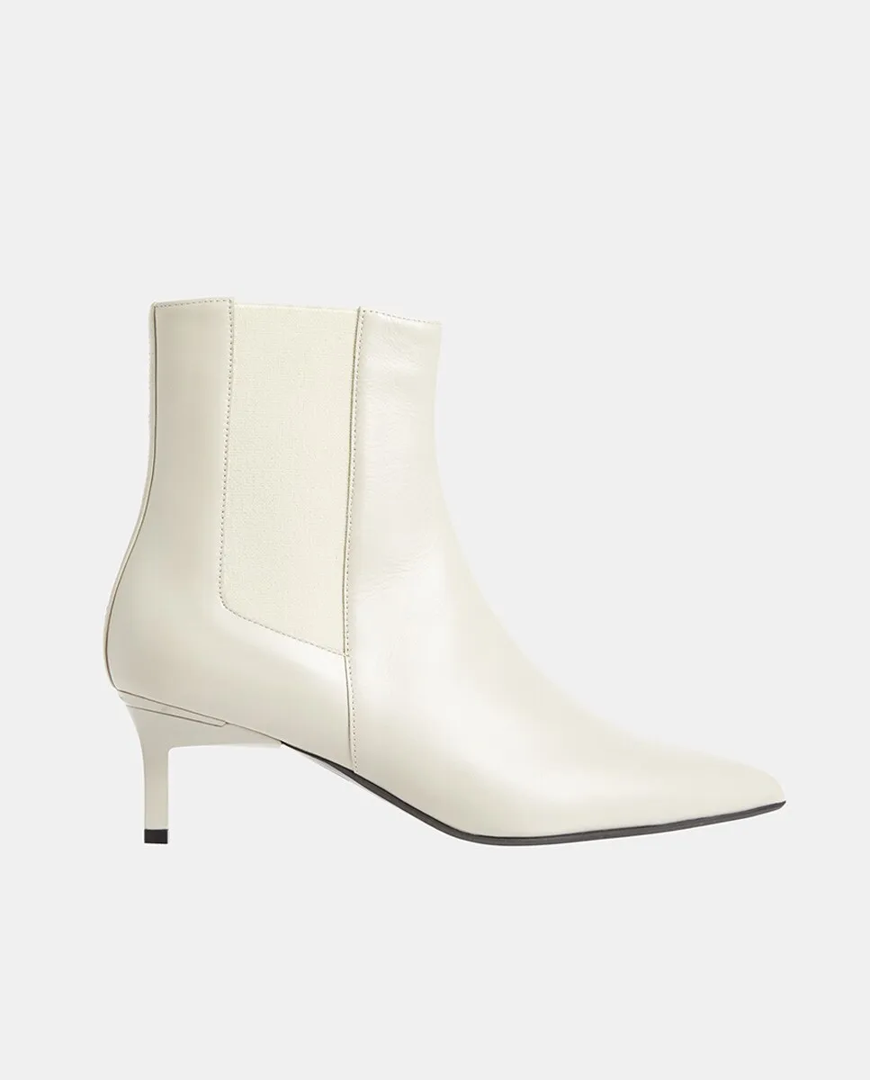 

Кожаные ботинки челси Calvin Klein на каблуке, светло-серый