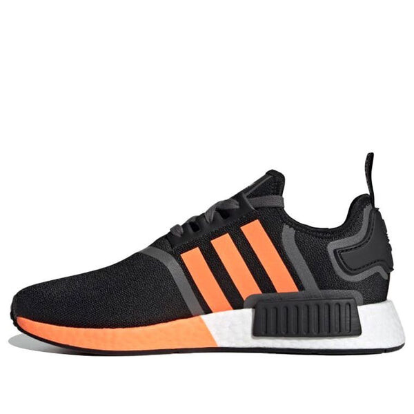 

Кроссовки nmd_r1 Adidas, черный