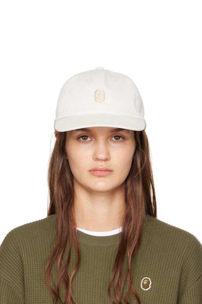 

Белая кепка с одним концом BAPE