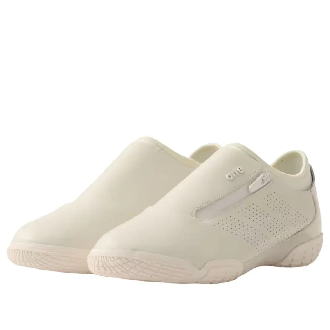 Кроссовки Adidas x Arte Antwerp Trivela 'Cream White' KI5708, белый — фото 3