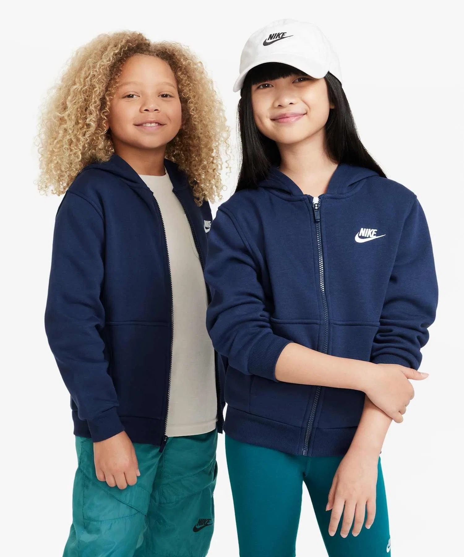 Детская флисовая толстовка Nike Sportswear Club на молнии / Детская флисовая толстовка Nike Sportswear Club на молнии FD3004-410, темно-синий цвет