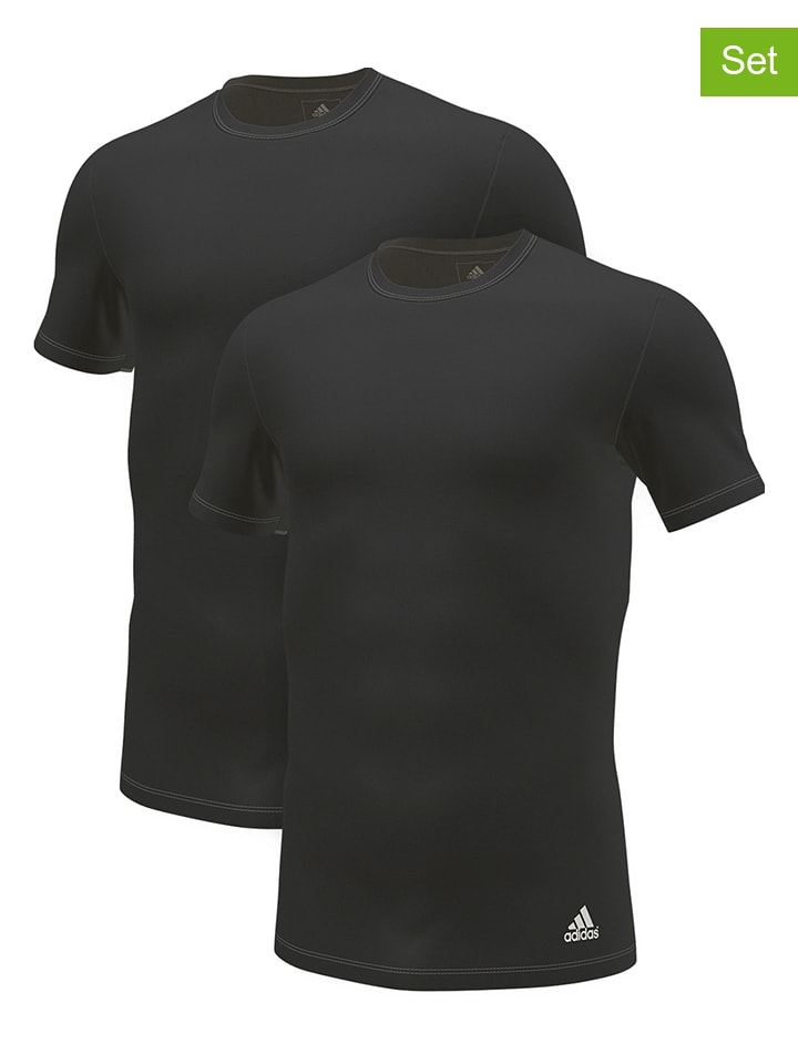 

Футболка adidas, черный