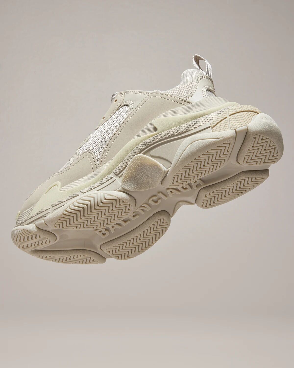 Кроссовки Triple S Balenciaga, цвет 9700 Beige — фото 2