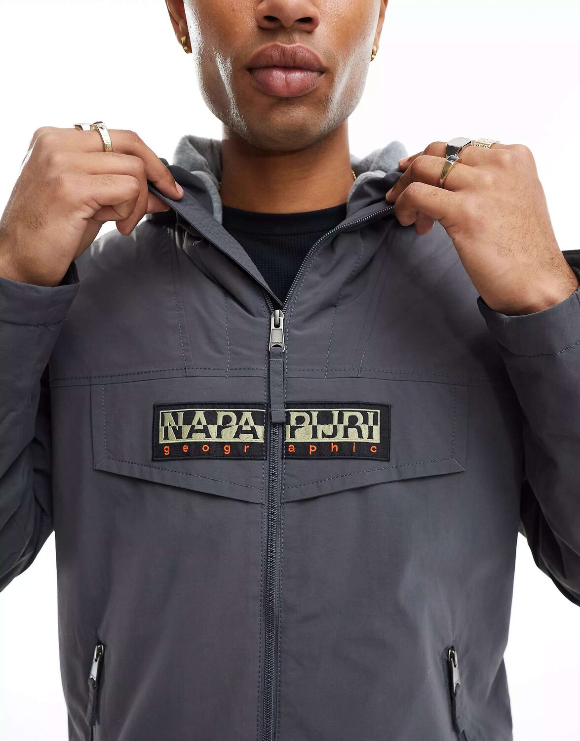 

Темно-серая зимняя водоотталкивающая утепленная куртка на молнии Napapijri Rainforest, Серый, Темно-серая зимняя водоотталкивающая утепленная куртка на молнии Napapijri Rainforest