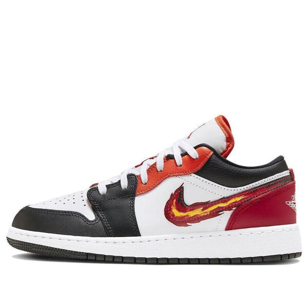 

Кроссовки (GS) Air Jordan 1 Low 'Flaming Swoosh - Gym Red', цвет sail/black-white-gym red-team orange-black