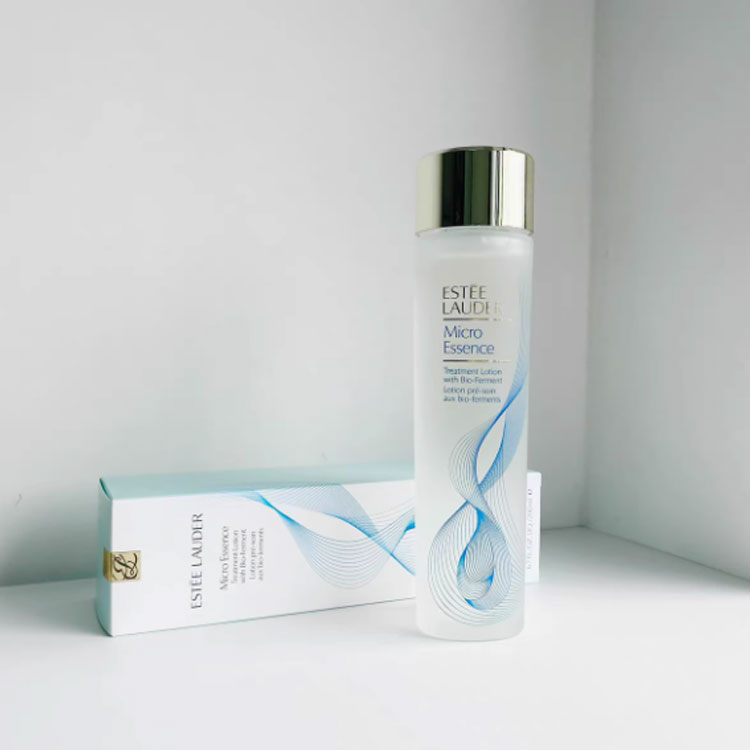 Набор для ухода за кожей YASHILANDAI Micro Essence Lotion: увлажняющий лосьон 5 мл + 7 мл + 15 мл + 200 мл + косметичка Estee Lauder, 5ml+7ml+15ml+200ml+makeup bag — фото 3