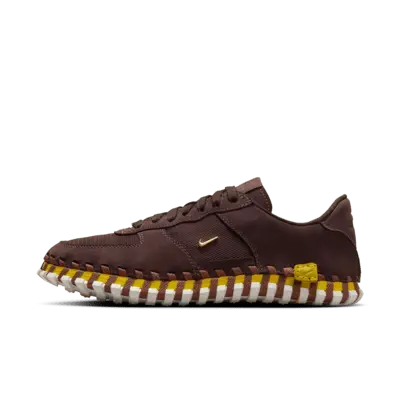 

Кроссовки Nike J Force 1 Low LX SP, цвет Earth/Blue Lightning/Tour Yellow/Metallic Gold