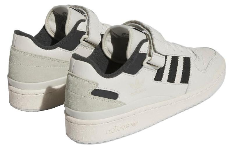 Кроссовки Adidas Originals Forum Unisex IE7217, белый/черный — фото 3