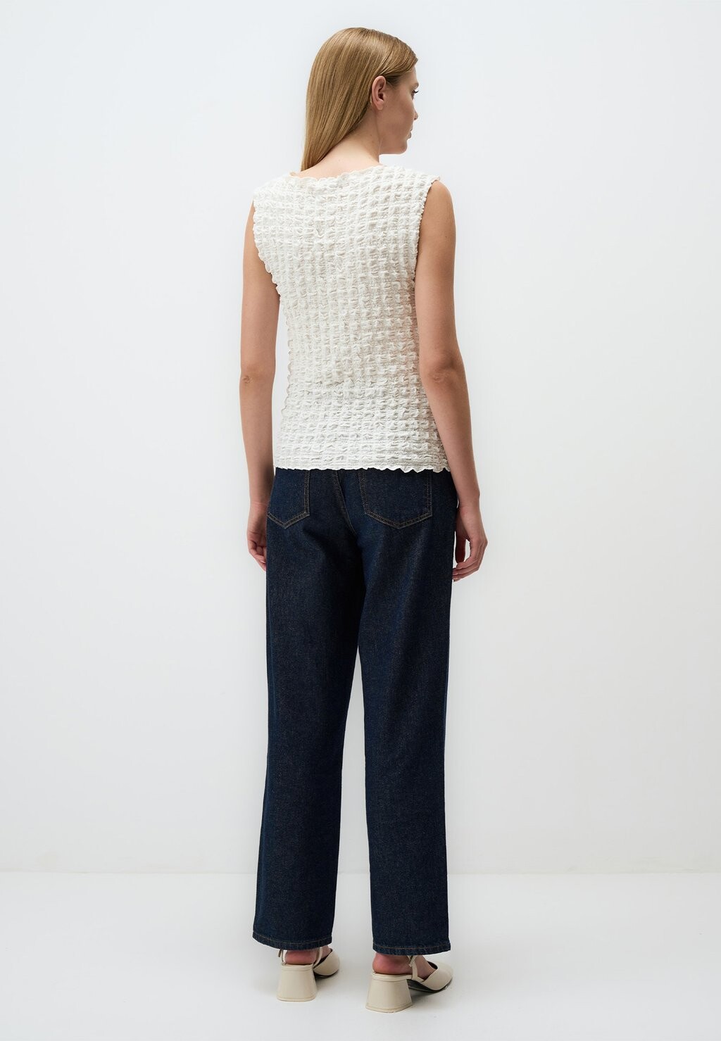 

Топ TEXTURED SLEEVELESS Jimmy Key, молочный