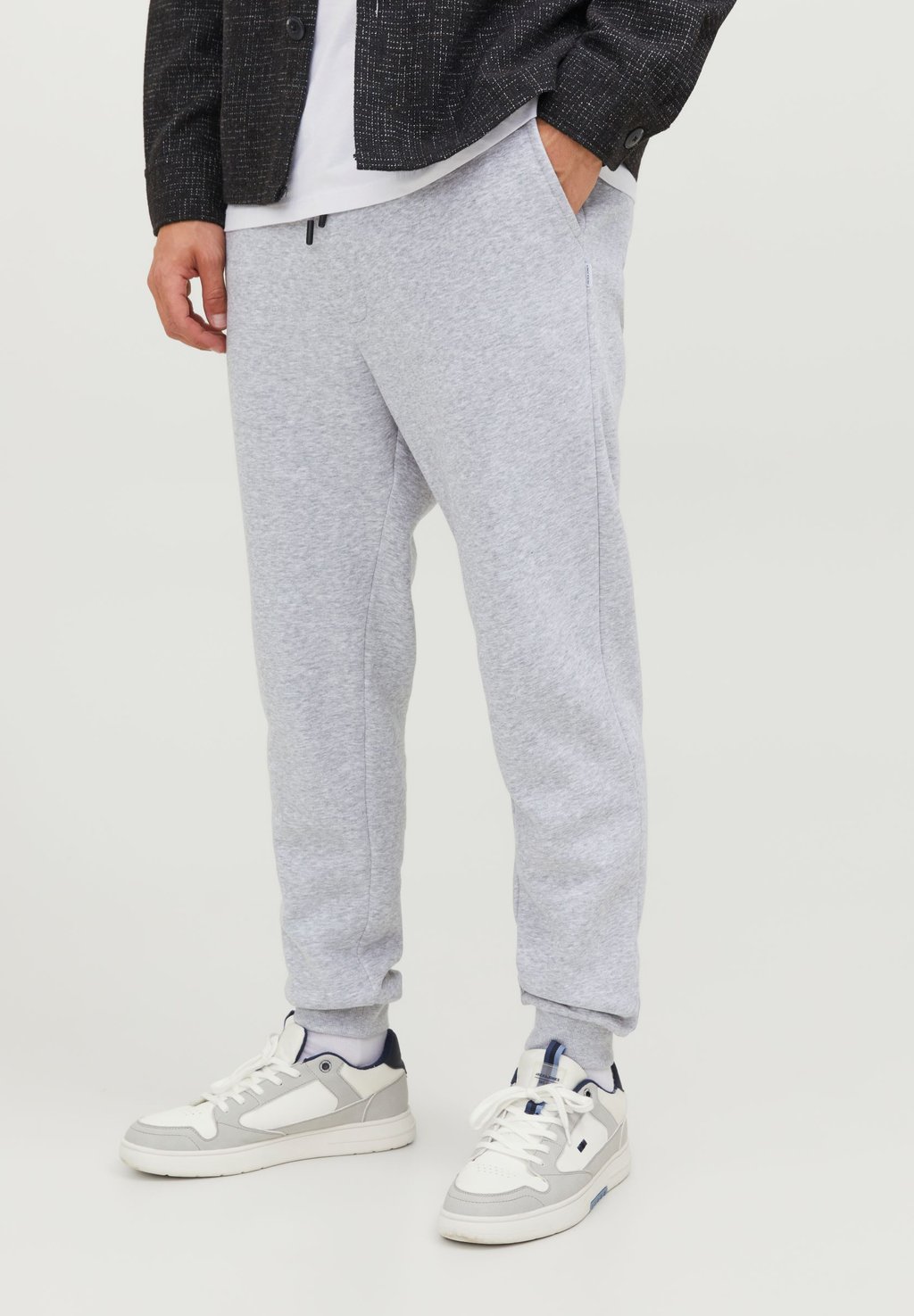 

Спортивные брюки STGORDON BRADLEY GMS Jack & Jones, светло-серый