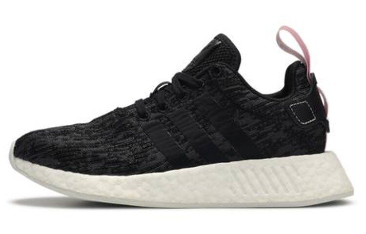 

Женская обувь Adidas Originals NMD_R2 Lifestyle