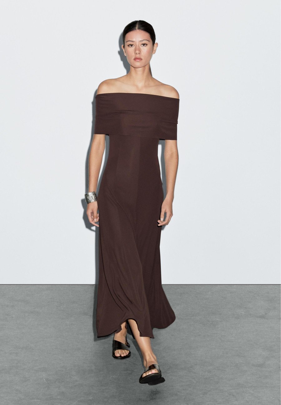 

Платье Massimo Dutti LONG STRAPLESS, Dark Brown
