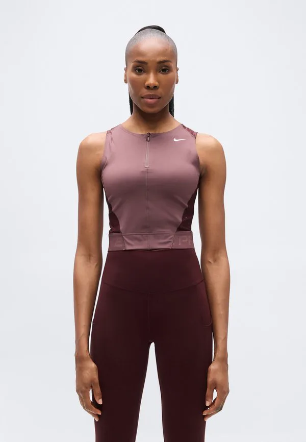 Майка Nike Performance, Tattoo/Burgundy Crush/White