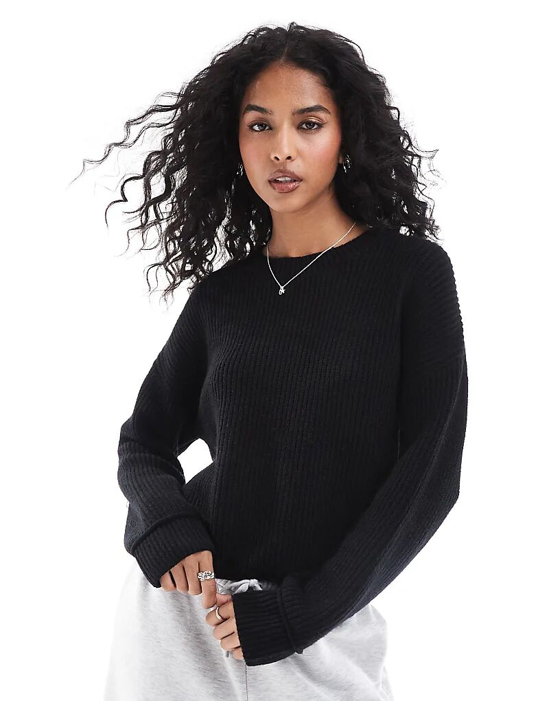 

Джемпер в рубчик черного цвета Pull&Bear