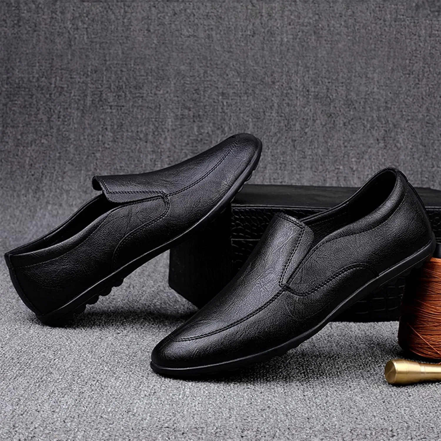 Лоферы кожаные Men's Loafers Simple Lightweight Venetian Loafers Leather Flat Heel Lightweight Anti-Slip Walking Slip On, черный PUGHGAETZF — фото 3