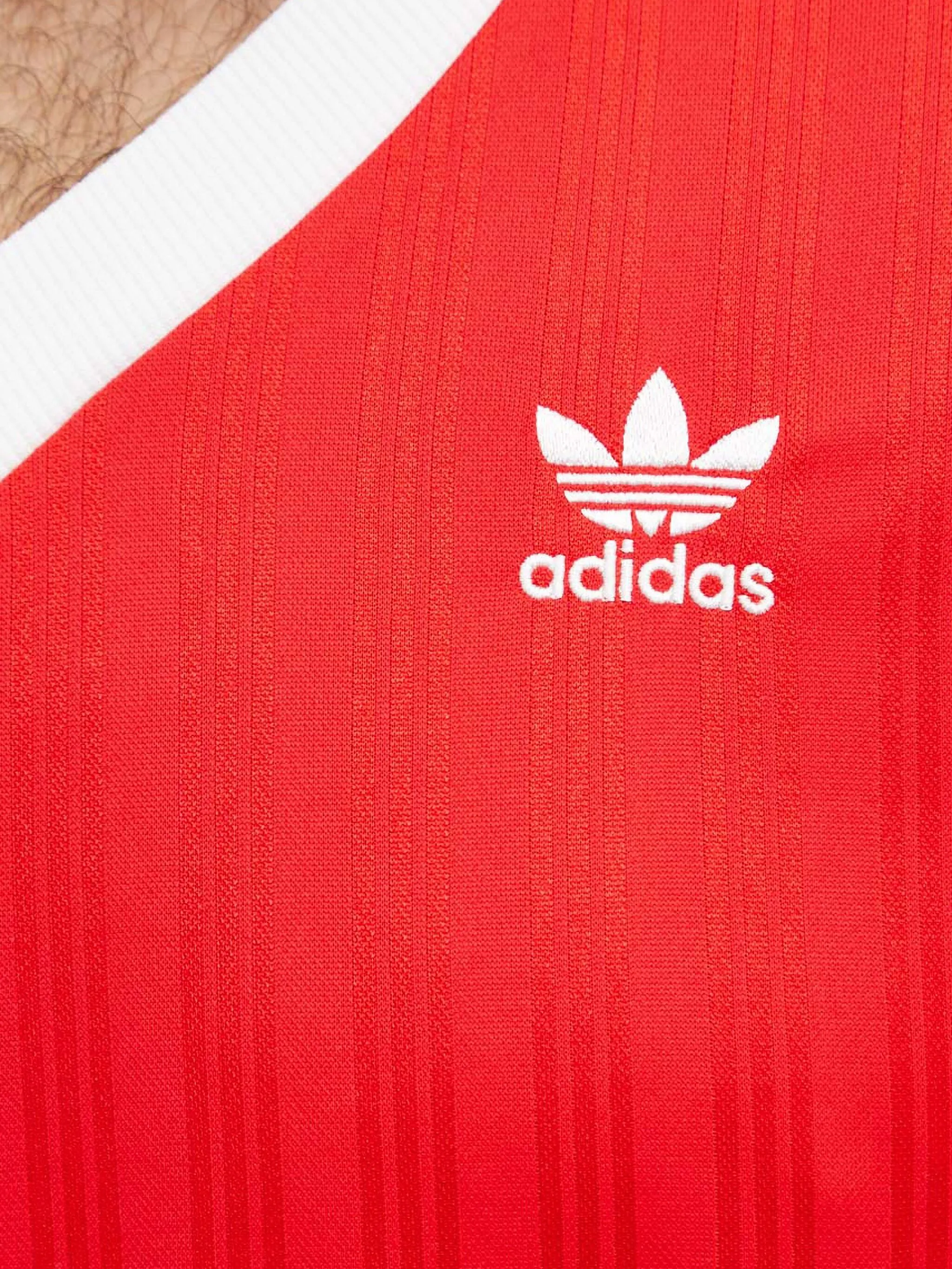 

Футболка Adicolor Adidas, красный