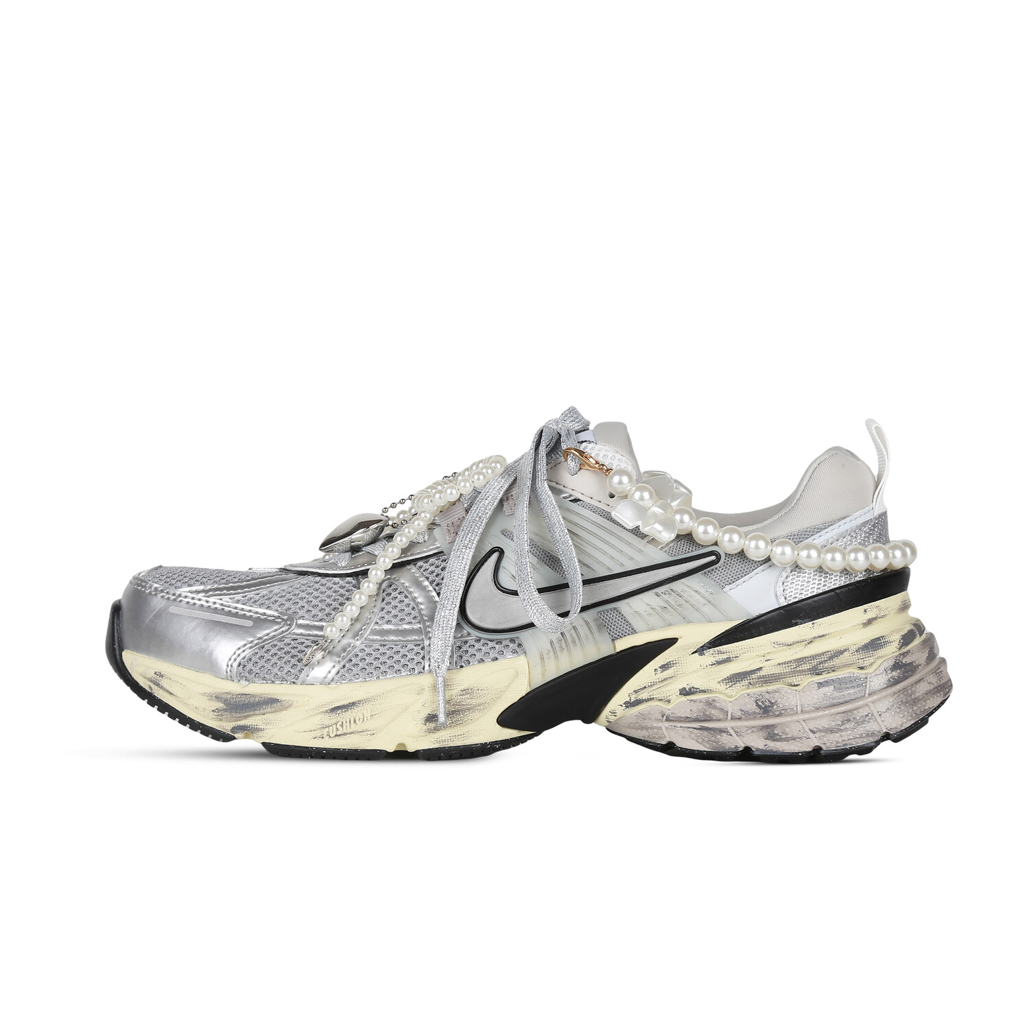 

Кроссовки для бега V2K Run женские с низким верхом серебристо-серые Nike