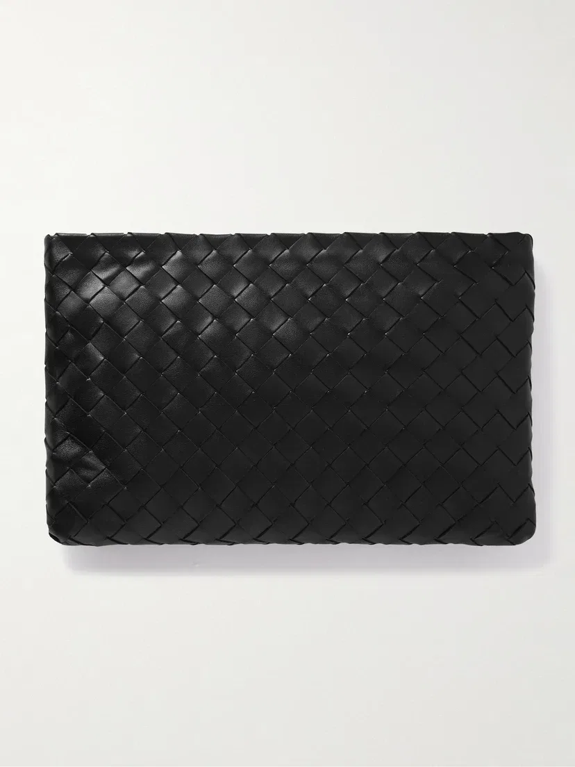 Средняя кожаная сумка-клатч intrecciato BOTTEGA VENETA, черный