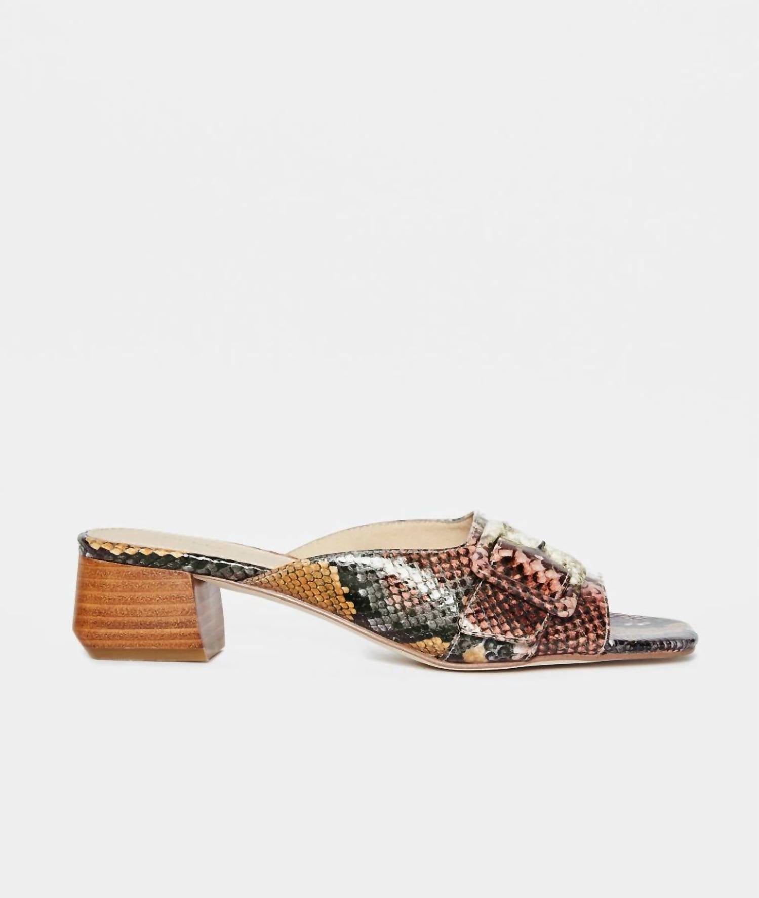 Женские туфли-слипоны Tala Embossed Snake в коричневом цвете Minera Embossed Snake PELLE MODA — фото 2