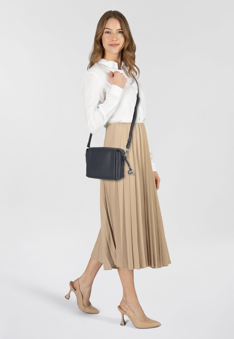 

Сумка кросс-боди Picard Cross body bag, Ozean/Dark Blue