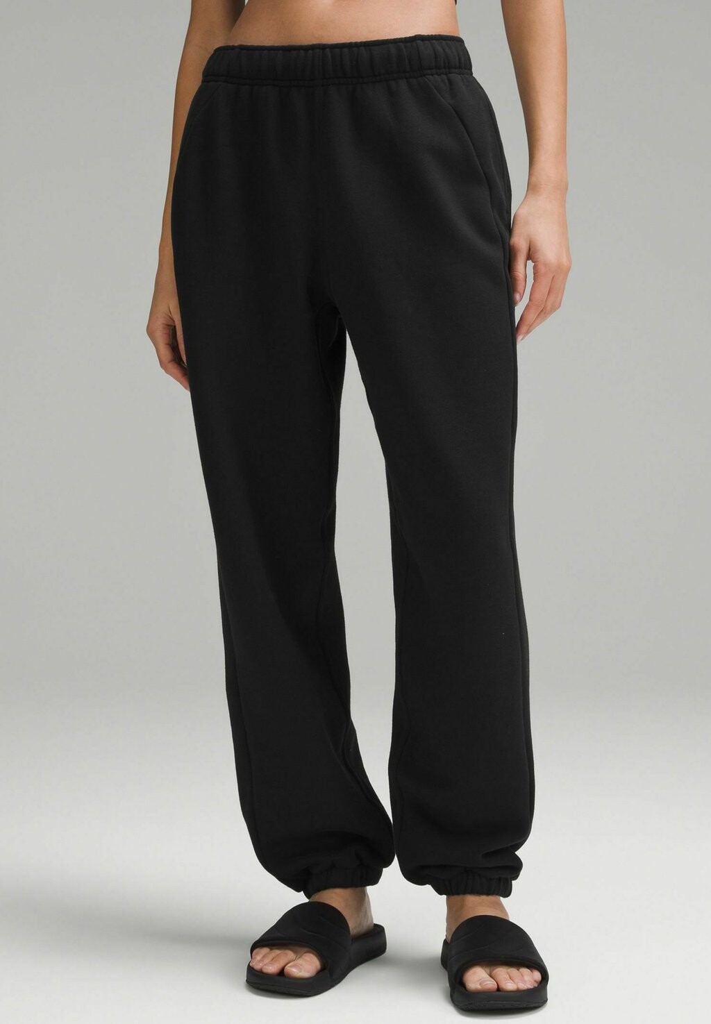 

Спортивные брюки Scuba Mid-Rise Oversized Regular lululemon, черный