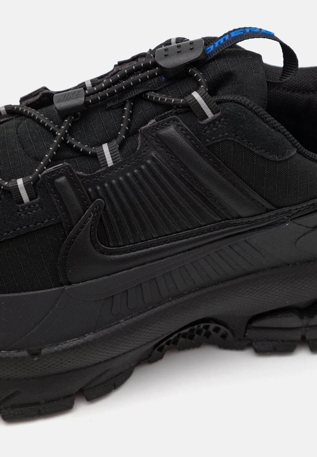Кроссовки VOMERO ROAM UNISEX Nike Sportswear, черный — фото 3