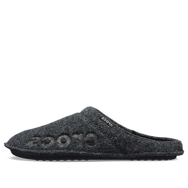 

Тапочки cozy lightweight sports slippers black Crocs, черный