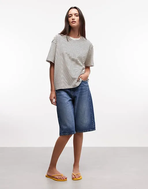 

Свободная футболка свободного кроя Monki в черно-белую полоску, Черный, Свободная футболка свободного кроя Monki в черно-белую полоску