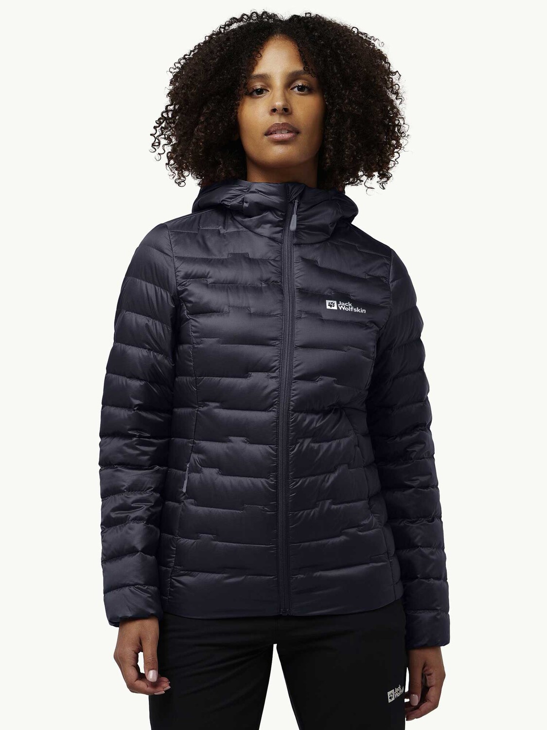 

Куртка Jack Wolfskin PASSAMANI DOWN HOODY W, серый