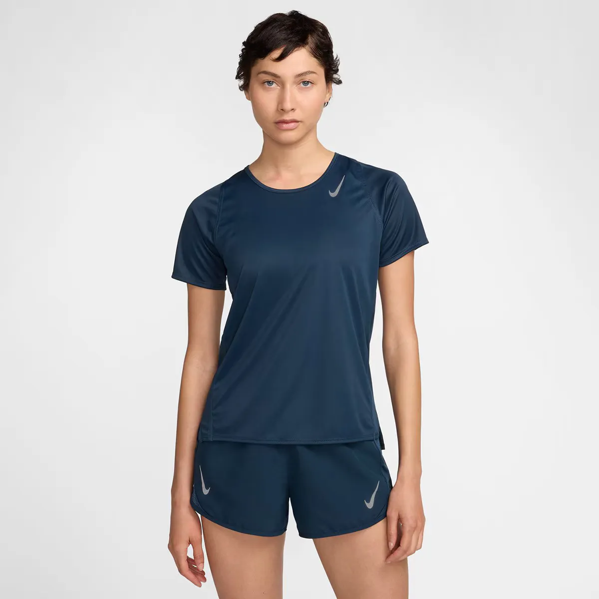 

Женская футболка Nike Dri-FIT Race, синий