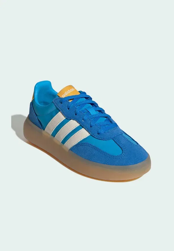 Кроссовки Barreda decode Adidas Sportswear, прозрачный аквамарин, офф-вайт, колледж-голд — фото 2