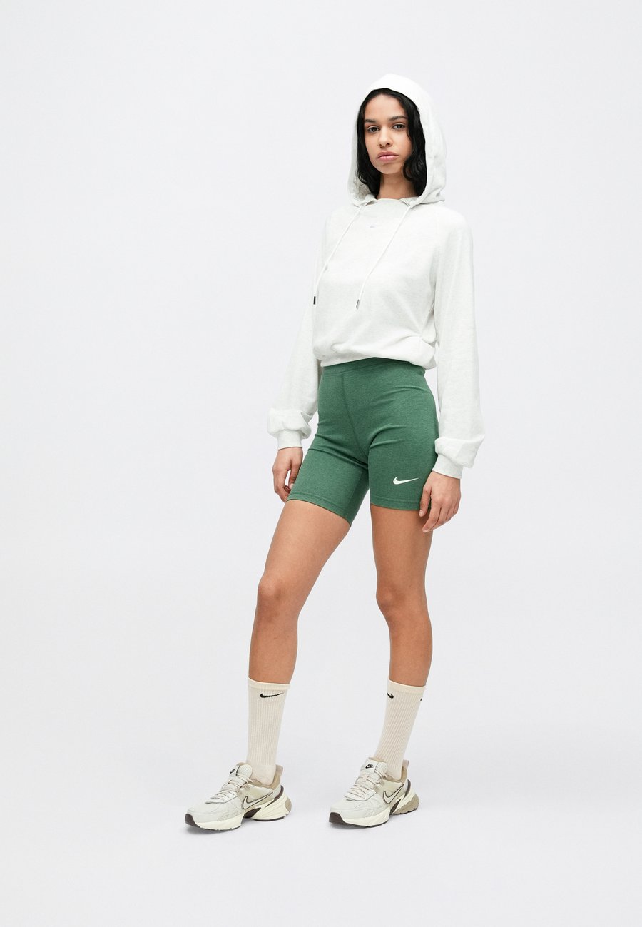 Шорты Nike Sportswear Shorts, Fir/Green — фото 3