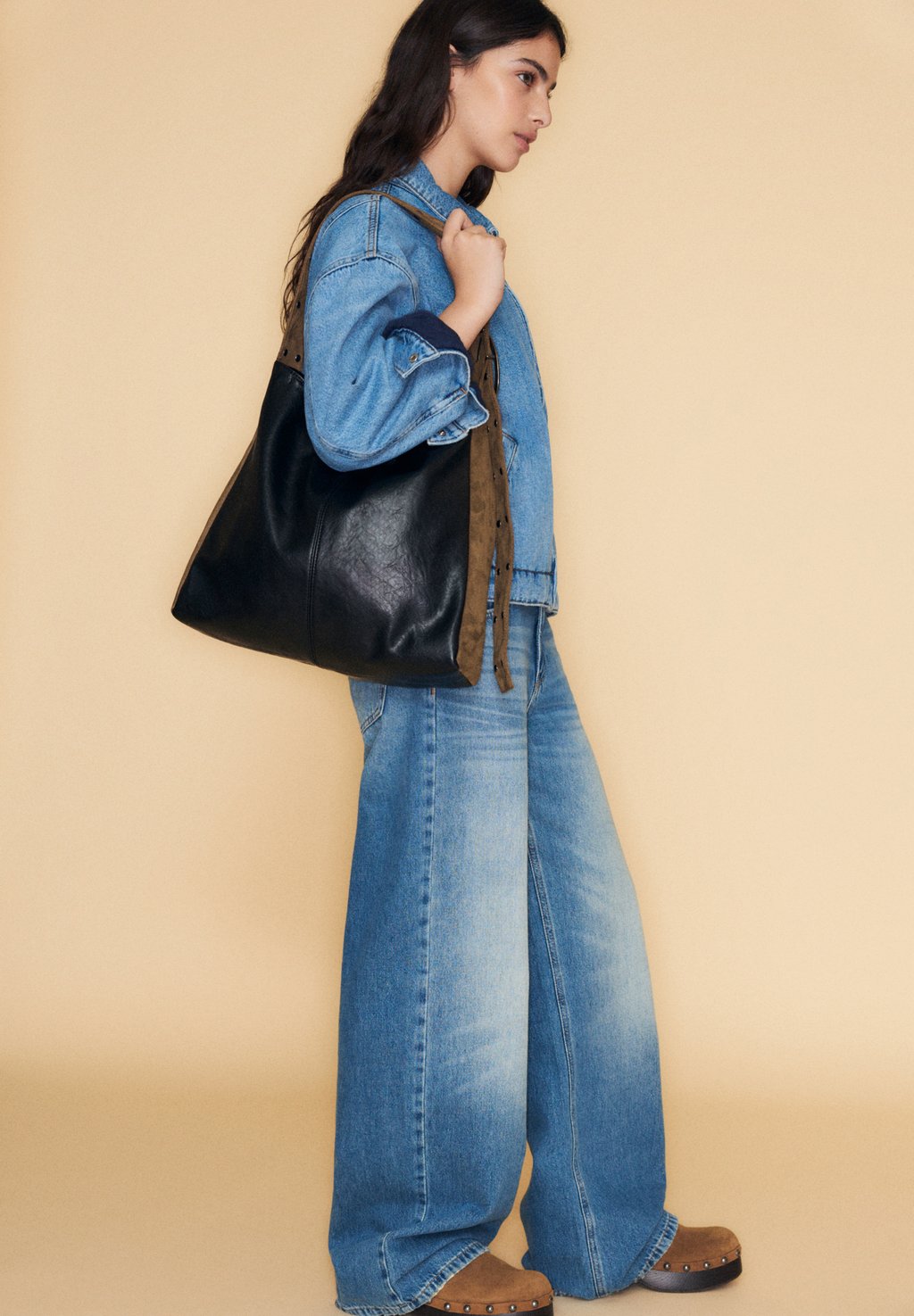 

Сумка-тоут SHOPPER PULL&BEAR, черный
