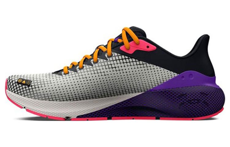 

Машина Шторм 'Черный Фиолет' Under Armour