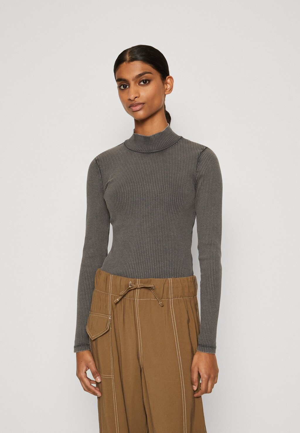 

Топ с длинными рукавами ONLFELINA MOCK NECK ONLY Petite, цвет black washed