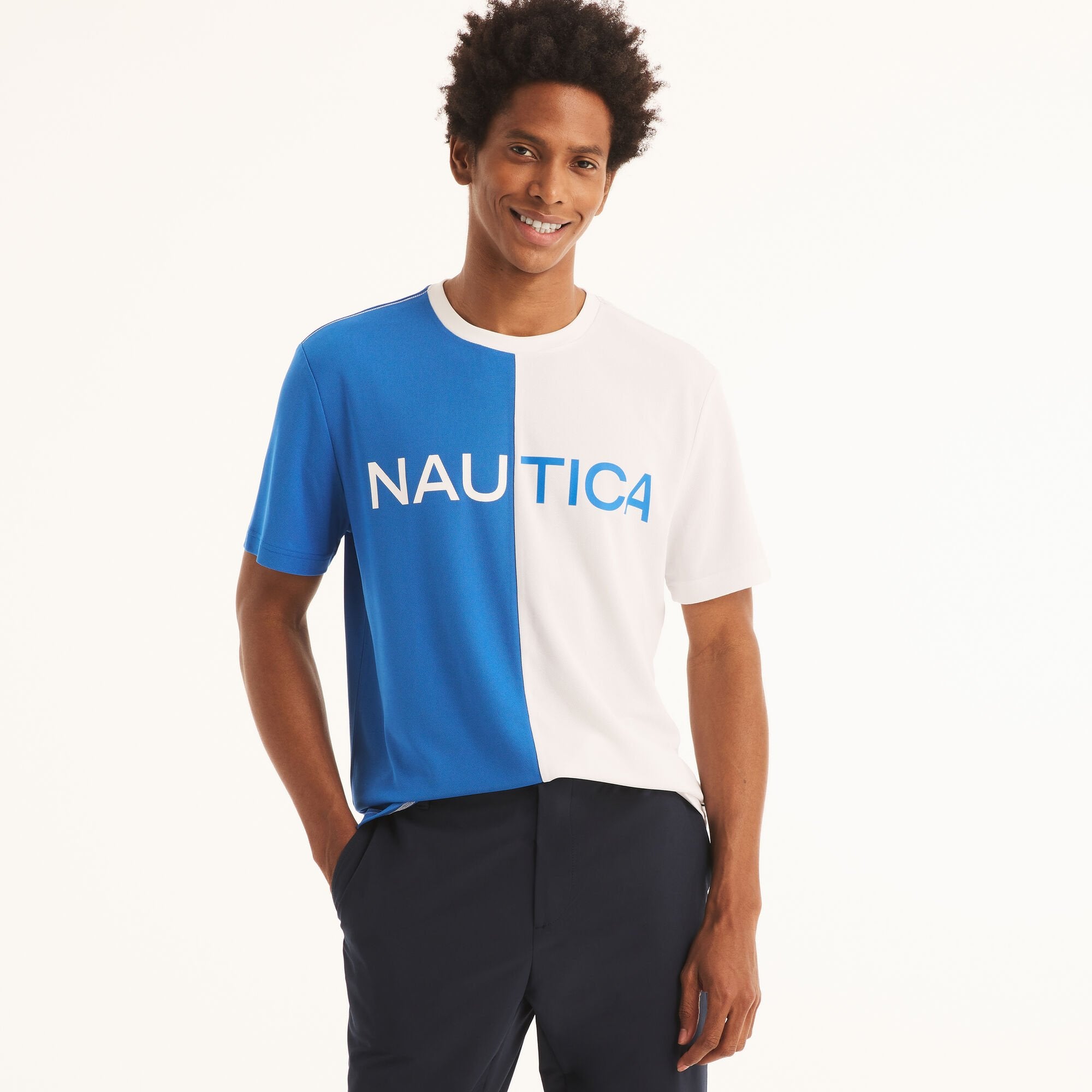 

Футболка Nautica Mens Navtech Sustainably Crafted Crewneck Logo, цвет bright white