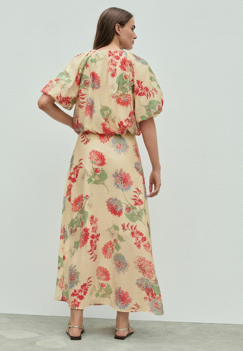 Блуза BUBBLEHEM LIGHTWEIGHT PUFF SLEEVE Next, бежевый — фото 3