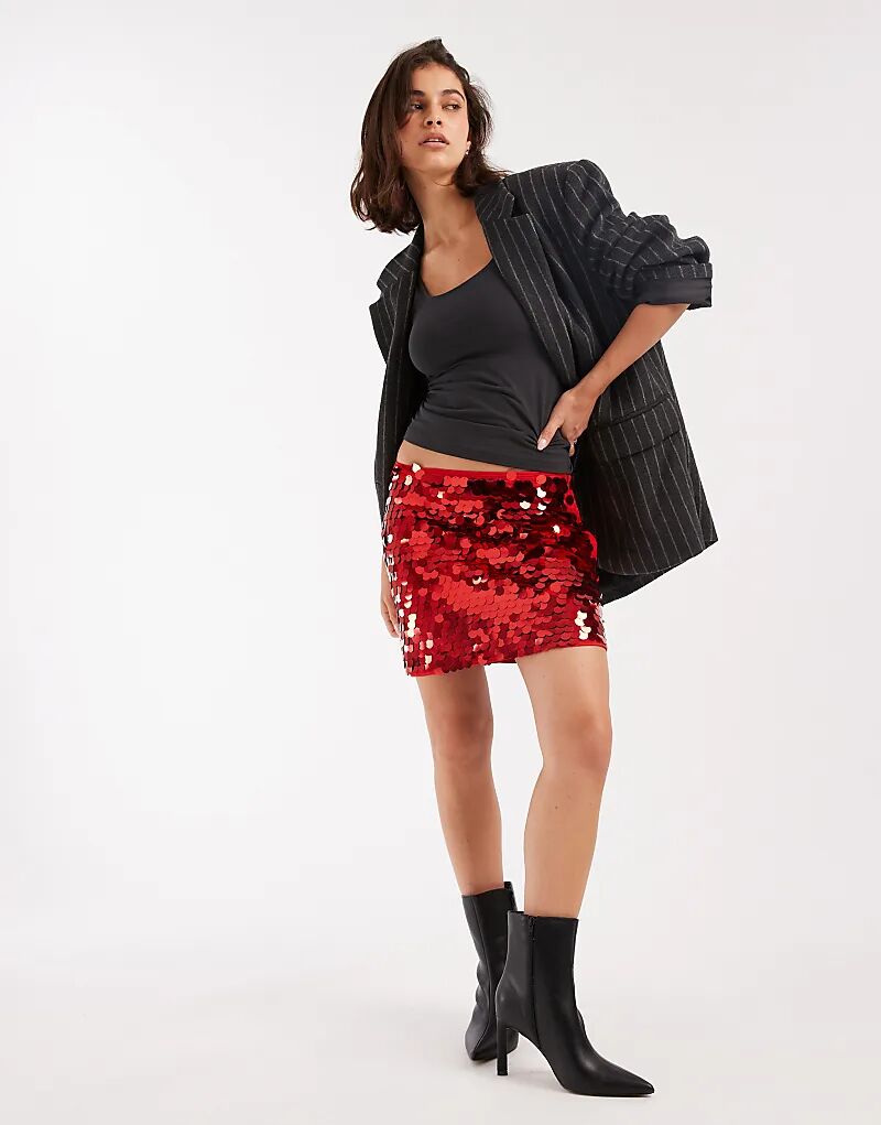 

Мини-юбка ASOS DESIGN красного цвета с крупными пайетками